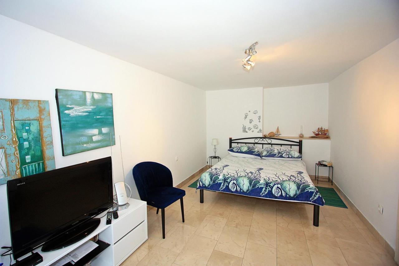 Apartment Zorica Супетар Екстериор снимка